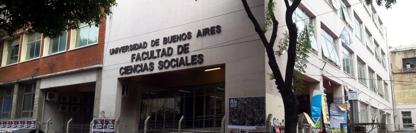 Fachada_del_edificio_único_de_la_Facultad_de_Ciencias_Sociales_de_la_UBA